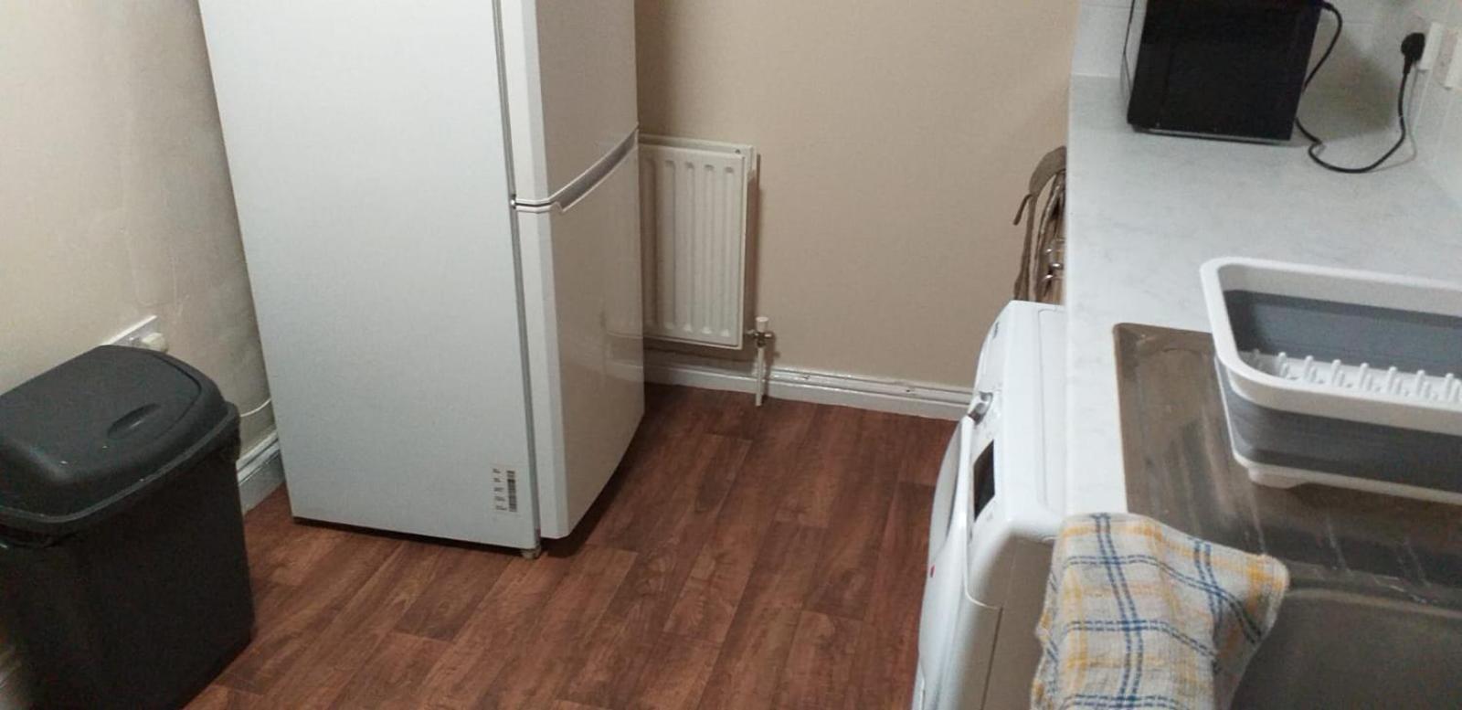 London Zone 2 Lovely 4 Bedroom Apartment - 3 Trowbridge Road Exterior foto